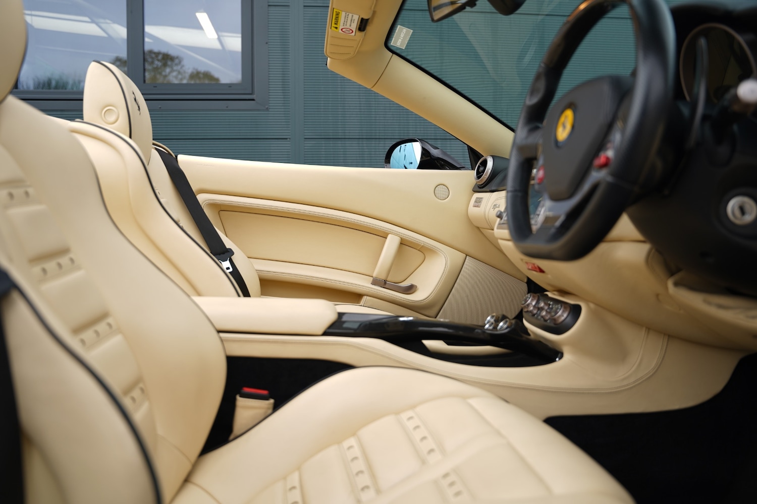 Used Ferrari California 2011 for sale - 76521224: Photo 72