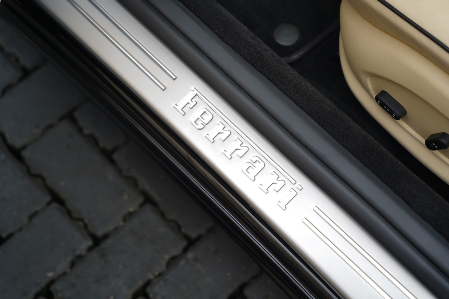 Used Ferrari California 2011 for sale - 76521224: Photo 78