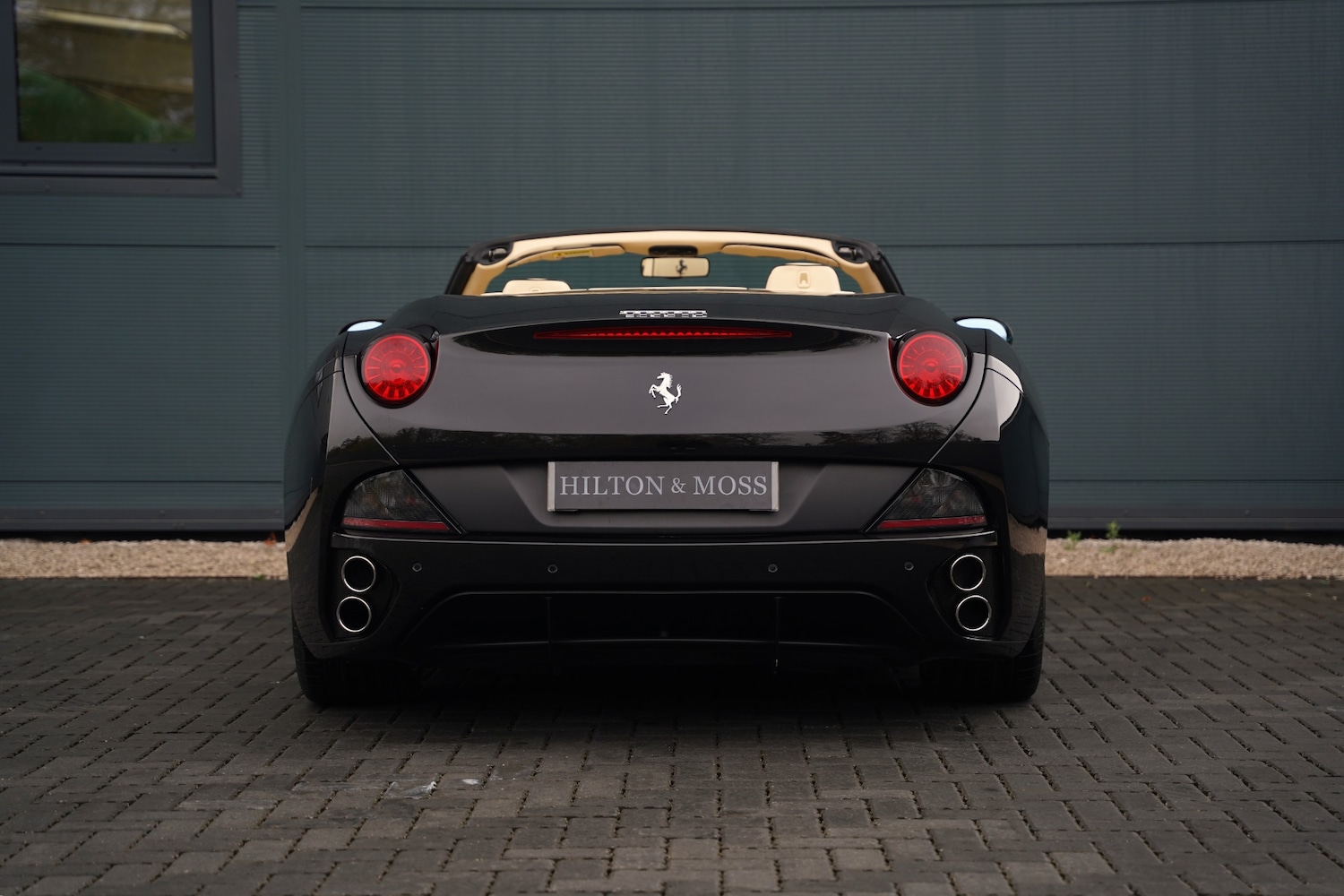 Used Ferrari California 2011 for sale - 76521224: Photo 8