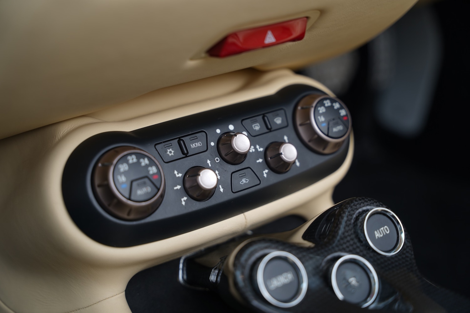 Used Ferrari California 2011 for sale - 76521224: Photo 85