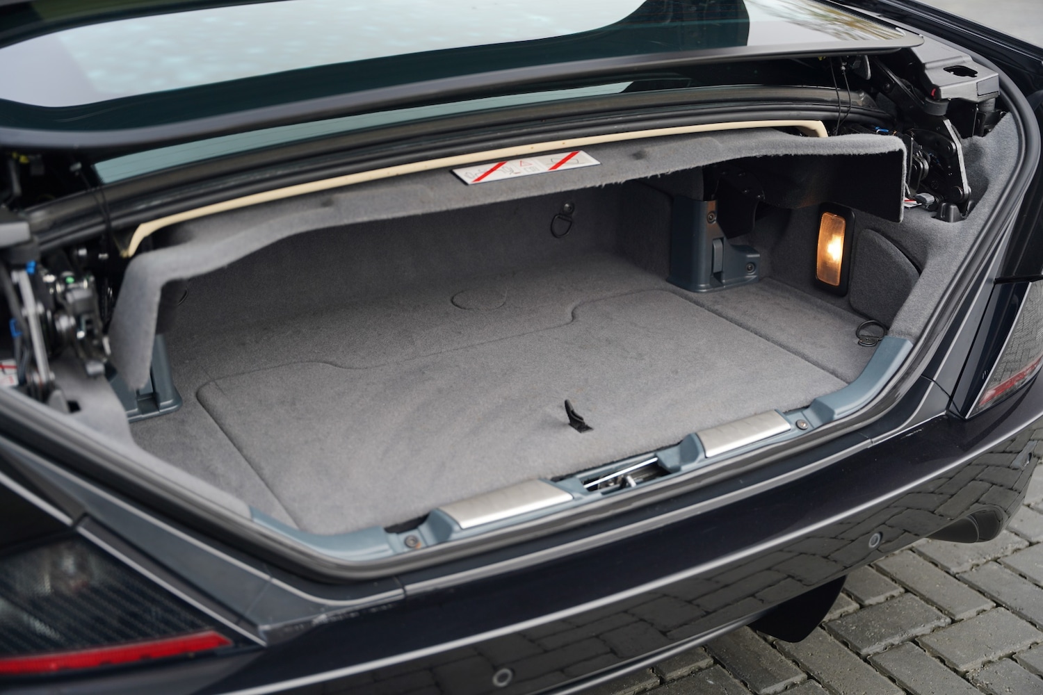 Used Ferrari California 2011 for sale - 76521224: Photo 96