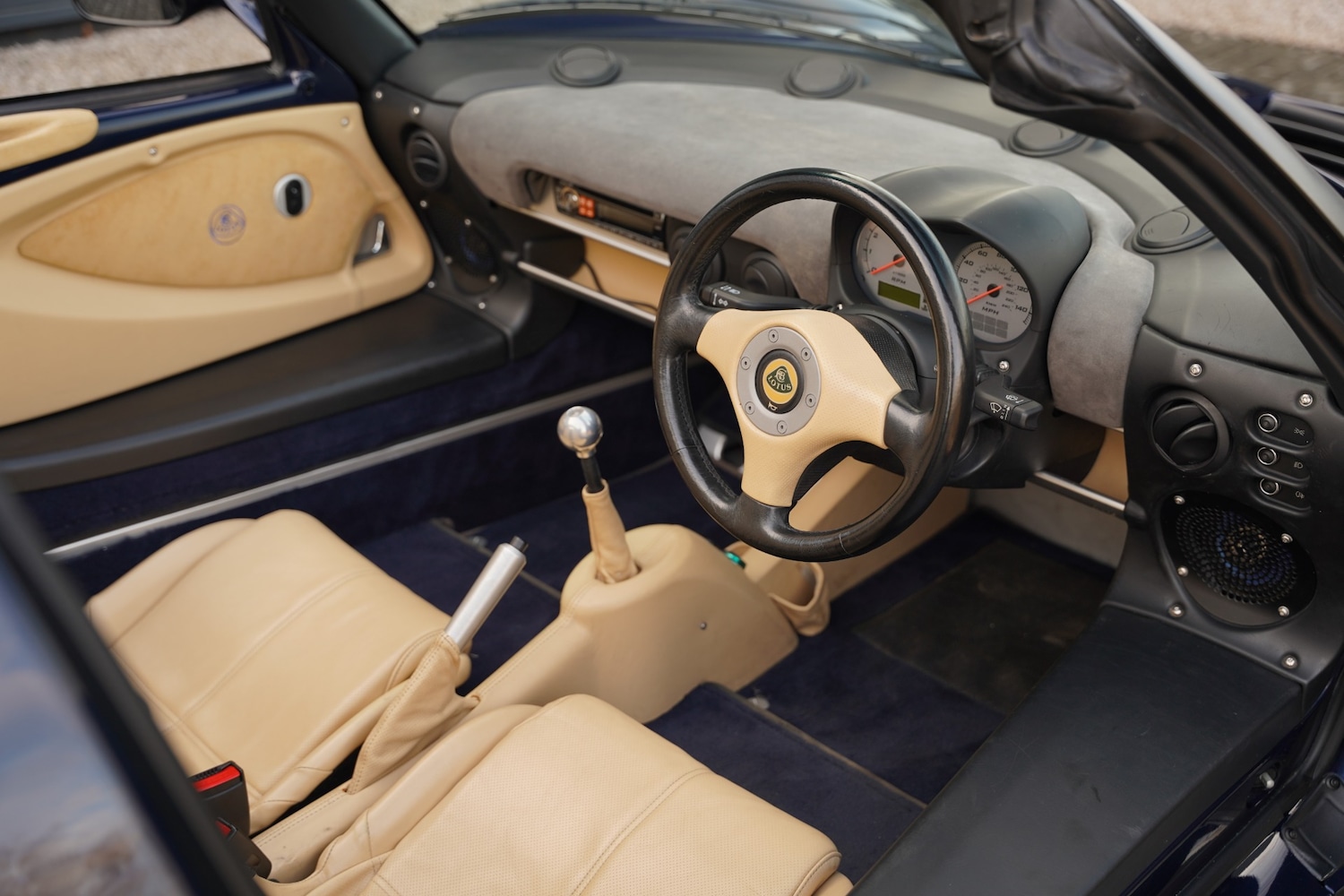 Used Lotus Elise 2004 for sale - 77258810: Photo 12