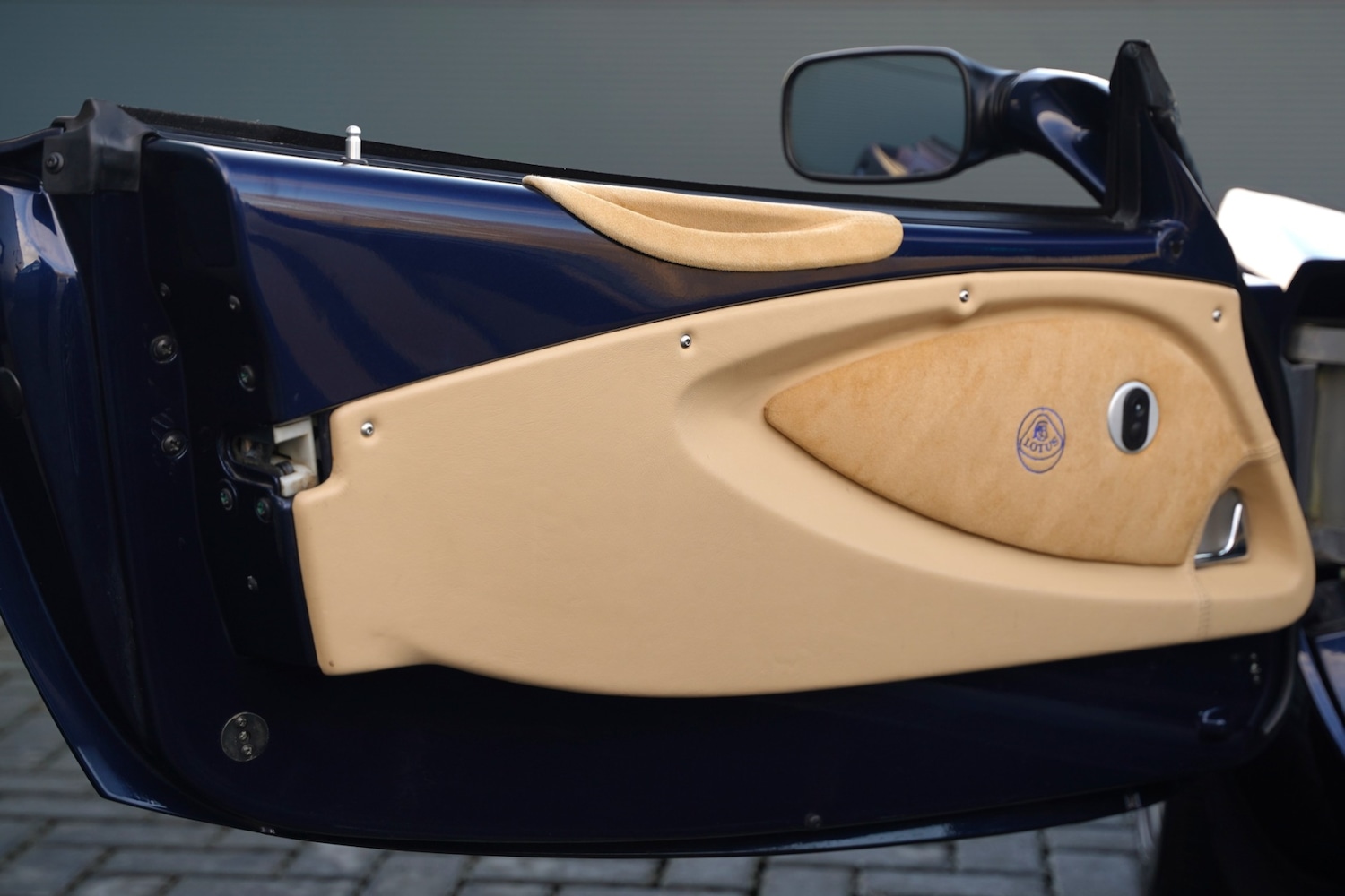 Used Lotus Elise 2004 for sale - 77258810: Photo 15