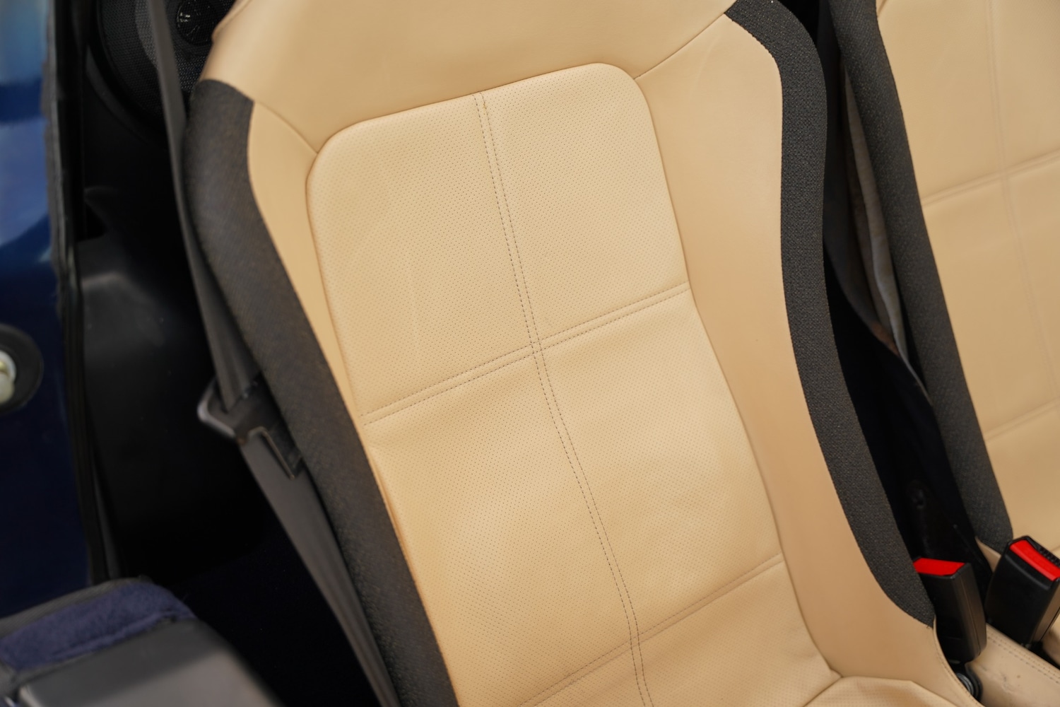 Used Lotus Elise 2004 for sale - 77258810: Photo 17