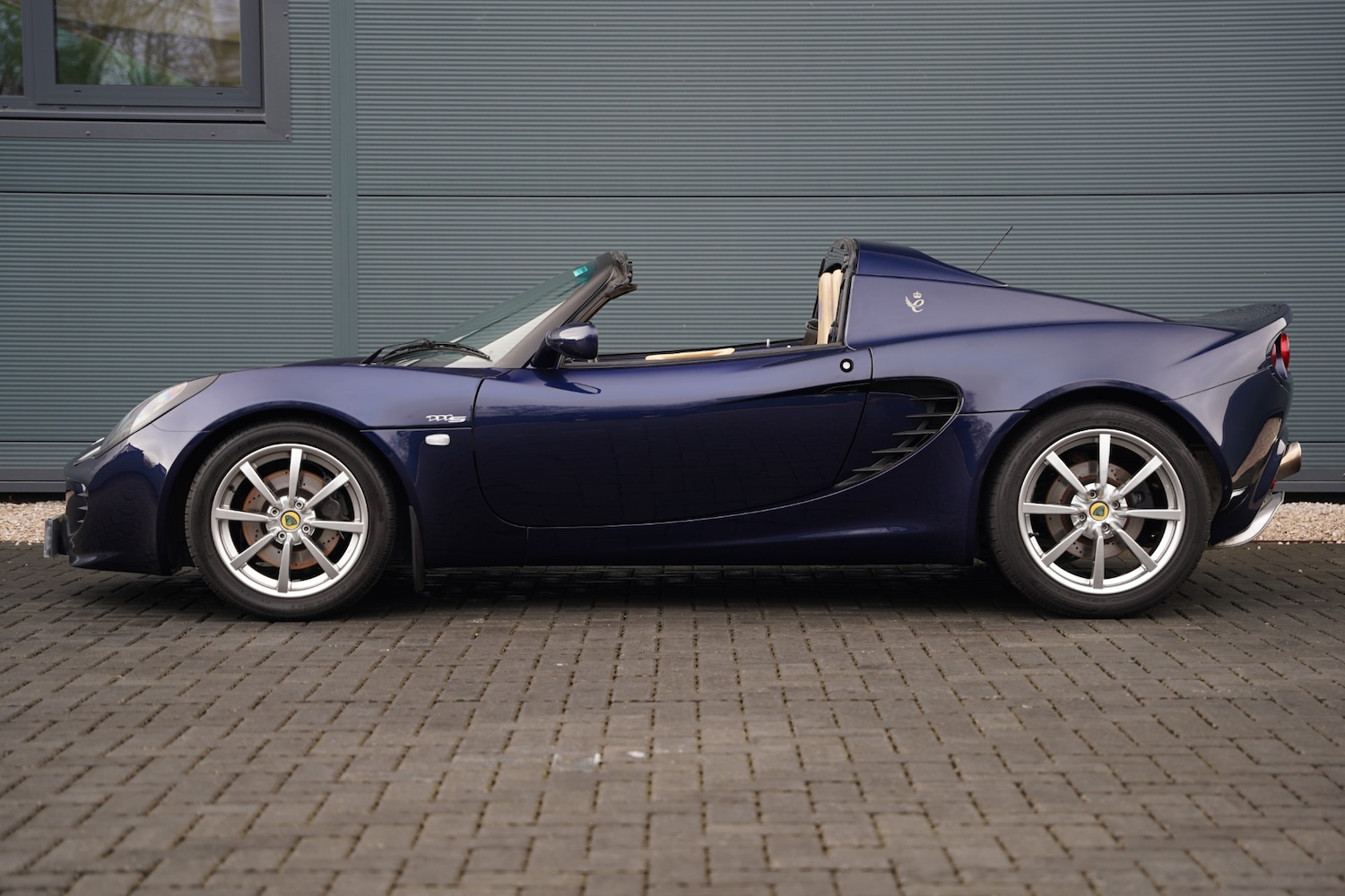 Used Lotus Elise 2004 for sale - 77258810: Photo 6