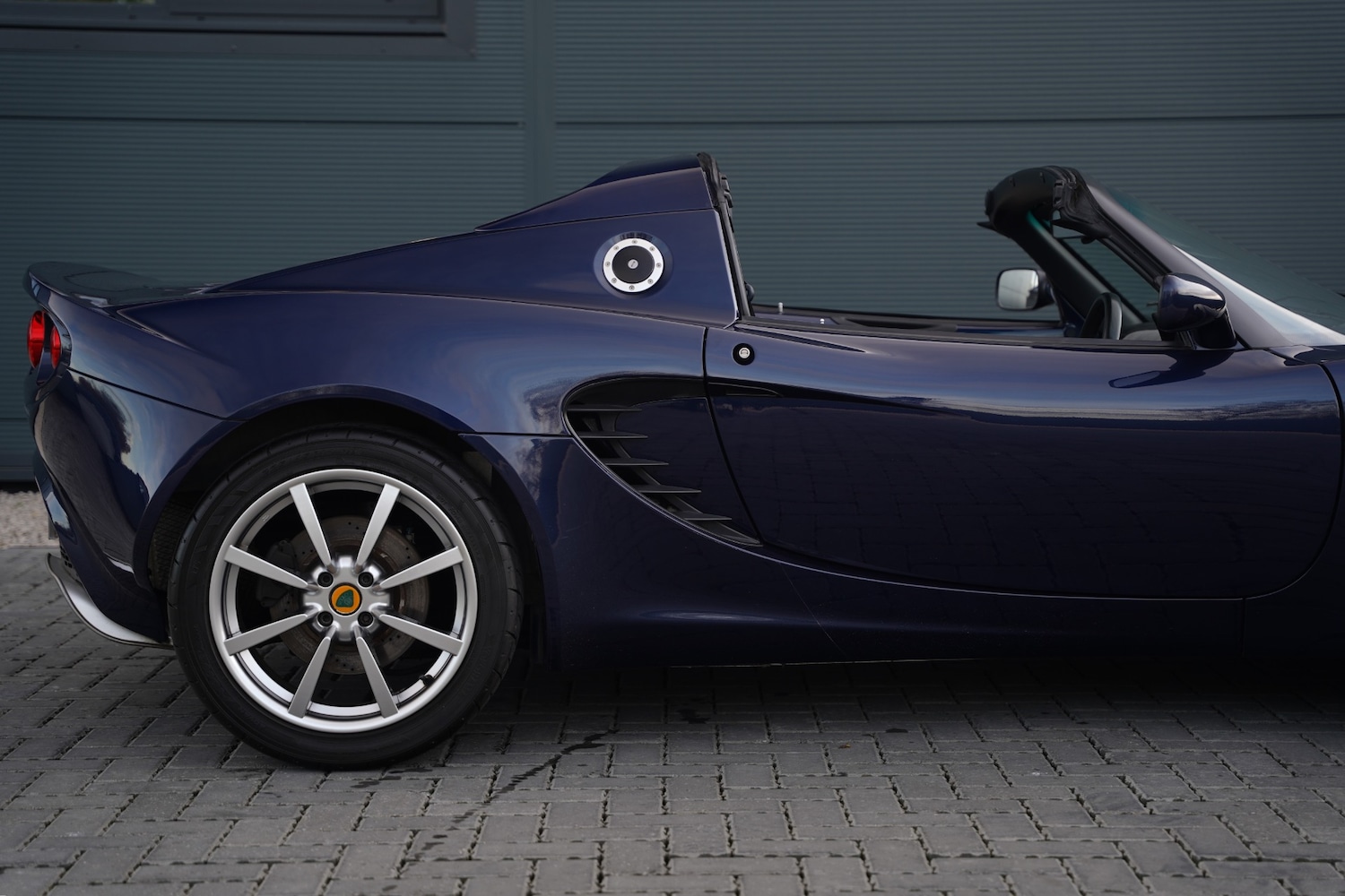 Used Lotus Elise 2007 for sale - 76583381: Photo 9