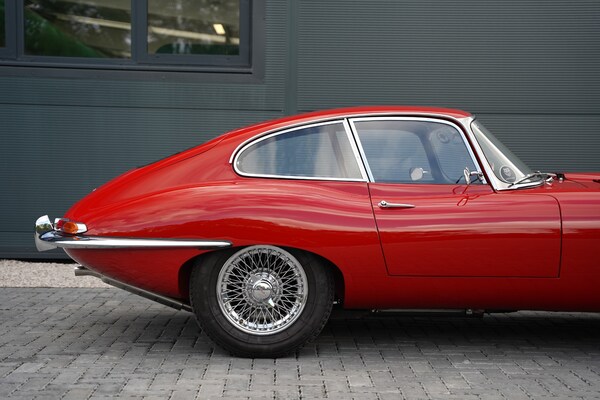 Used Jaguar E-Type 1973 for sale - 73732882: Photo 10