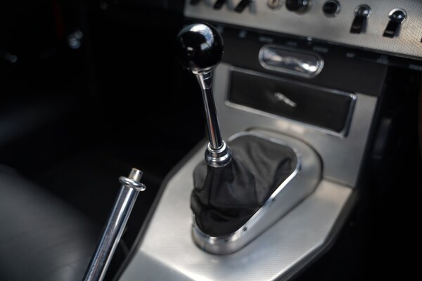 Used Jaguar E-Type 1973 for sale - 73732882: Photo 48
