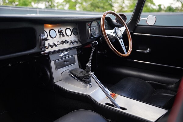 Used Jaguar E-Type 1973 for sale - 73732882: Photo 51