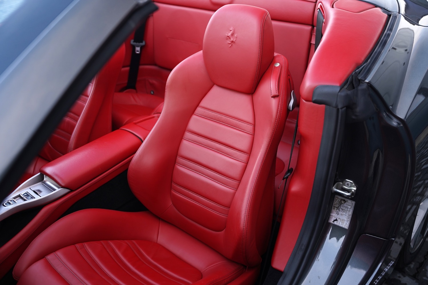 Used Ferrari California 2009 for sale - 77409938: Photo 16