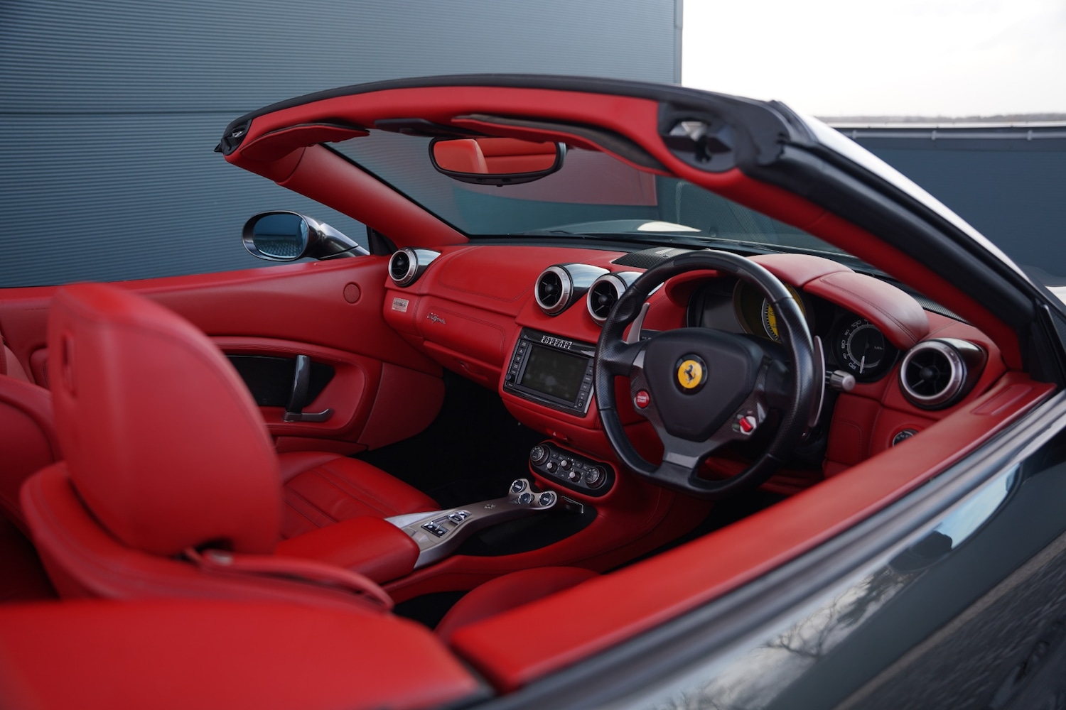 Used Ferrari California 2009 for sale - 77409938: Photo 75