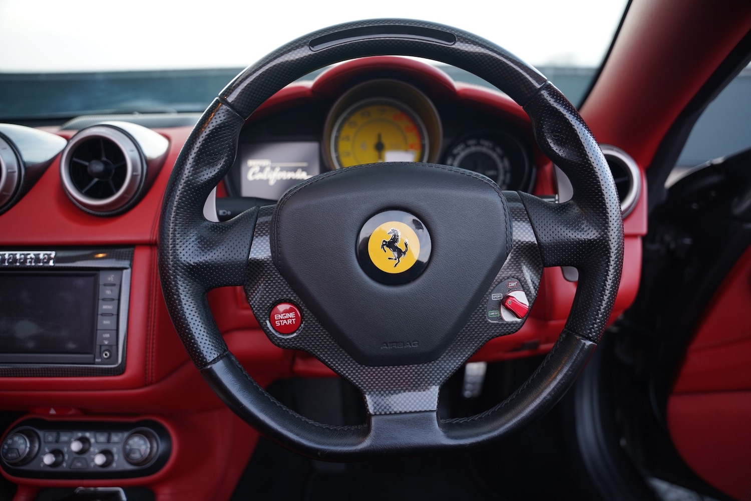 Used Ferrari California 2009 for sale - 77409938: Photo 88