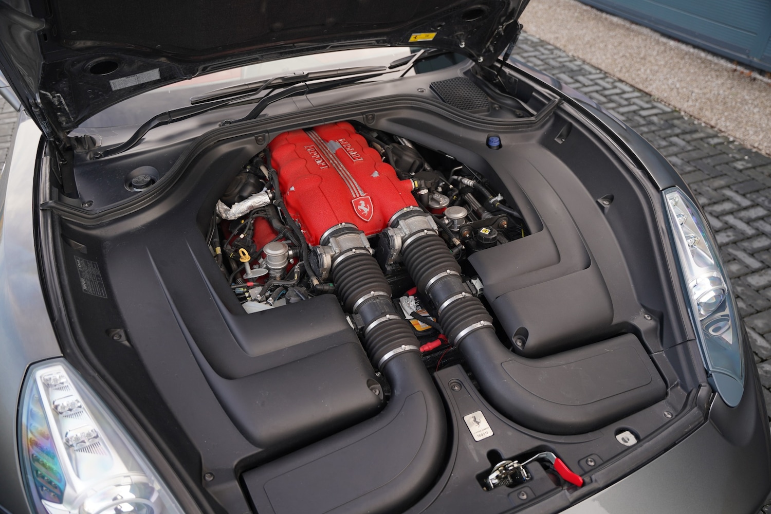 Used Ferrari California 2009 for sale - 77409938: Photo 98