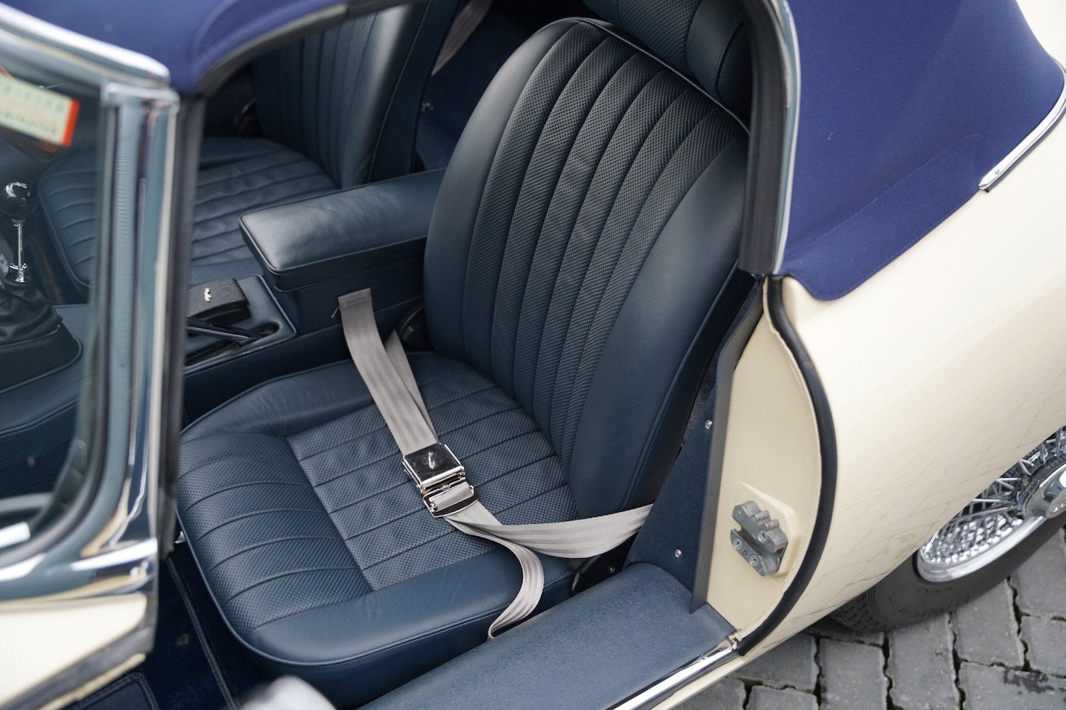 Used Jaguar E-Type 1969 for sale - 76397255: Photo 16