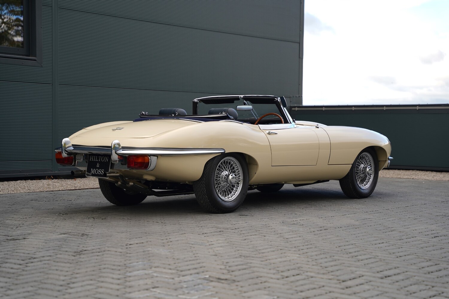 Used Jaguar E-Type 1969 for sale - 76397255: Photo 32