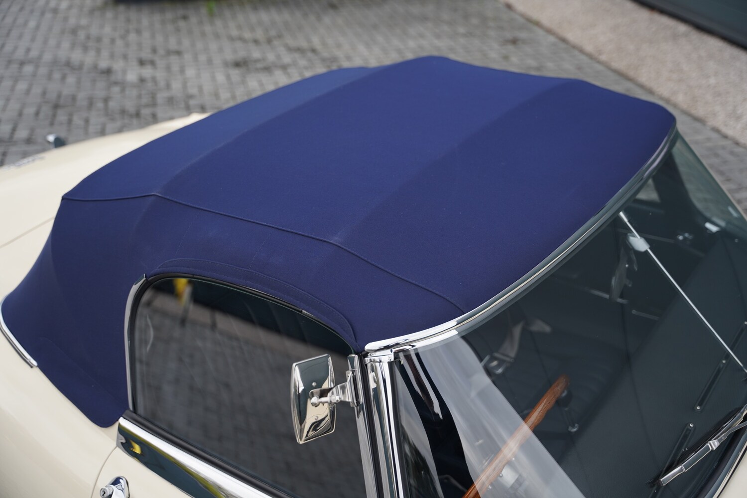 Used Jaguar E-Type 1969 for sale - 76397255: Photo 43