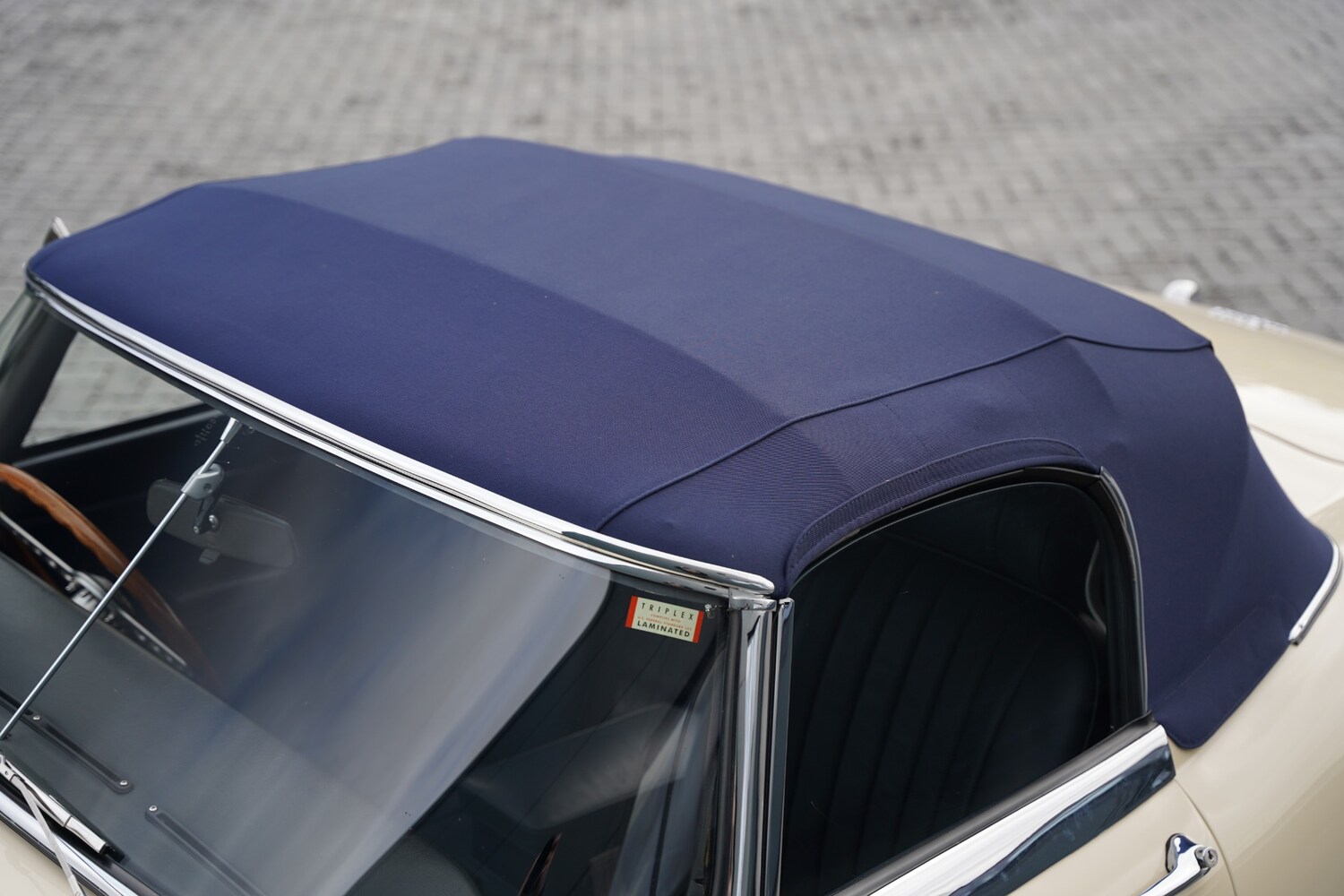 Used Jaguar E-Type 1969 for sale - 76397255: Photo 44