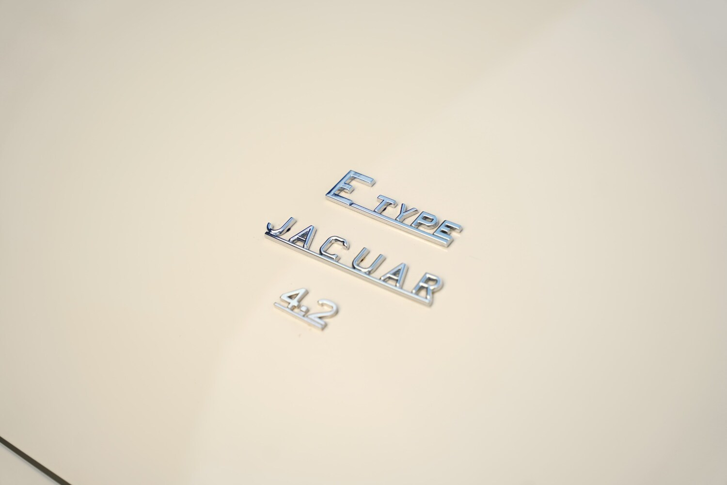 Used Jaguar E-Type 1969 for sale - 76397255: Photo 51