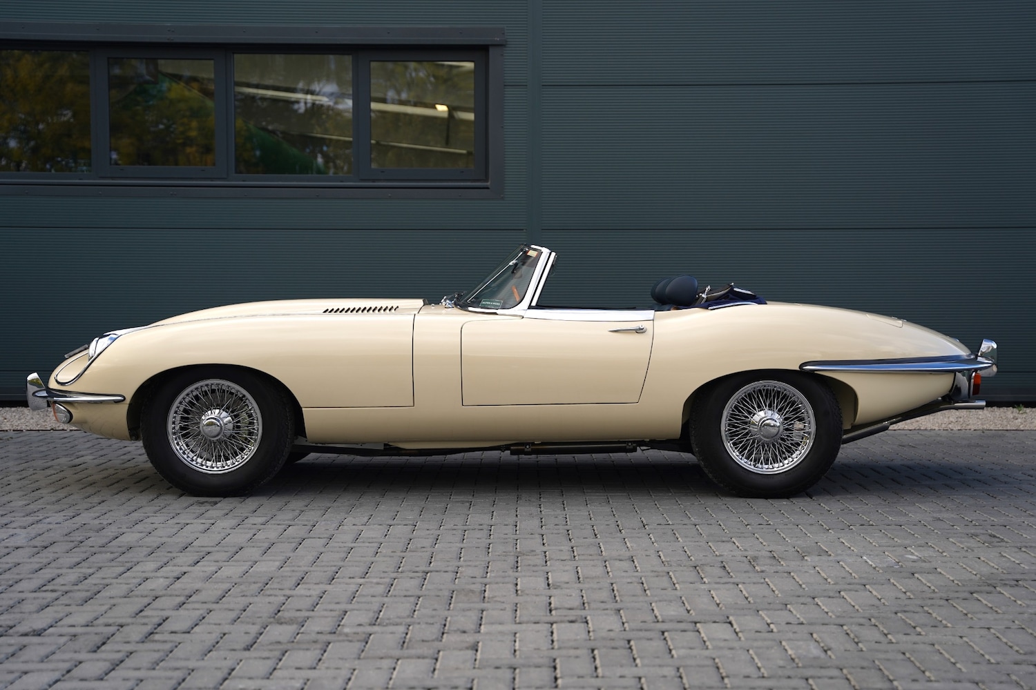 Used Jaguar E-Type 1969 for sale - 76397255: Photo 6
