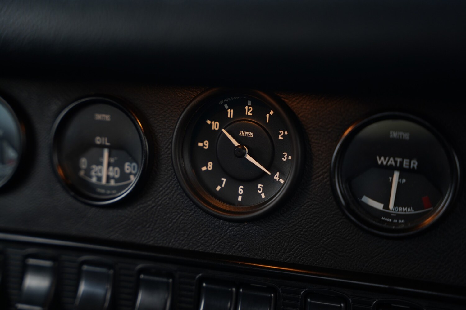 Used Jaguar E-Type 1969 for sale - 76397255: Photo 74