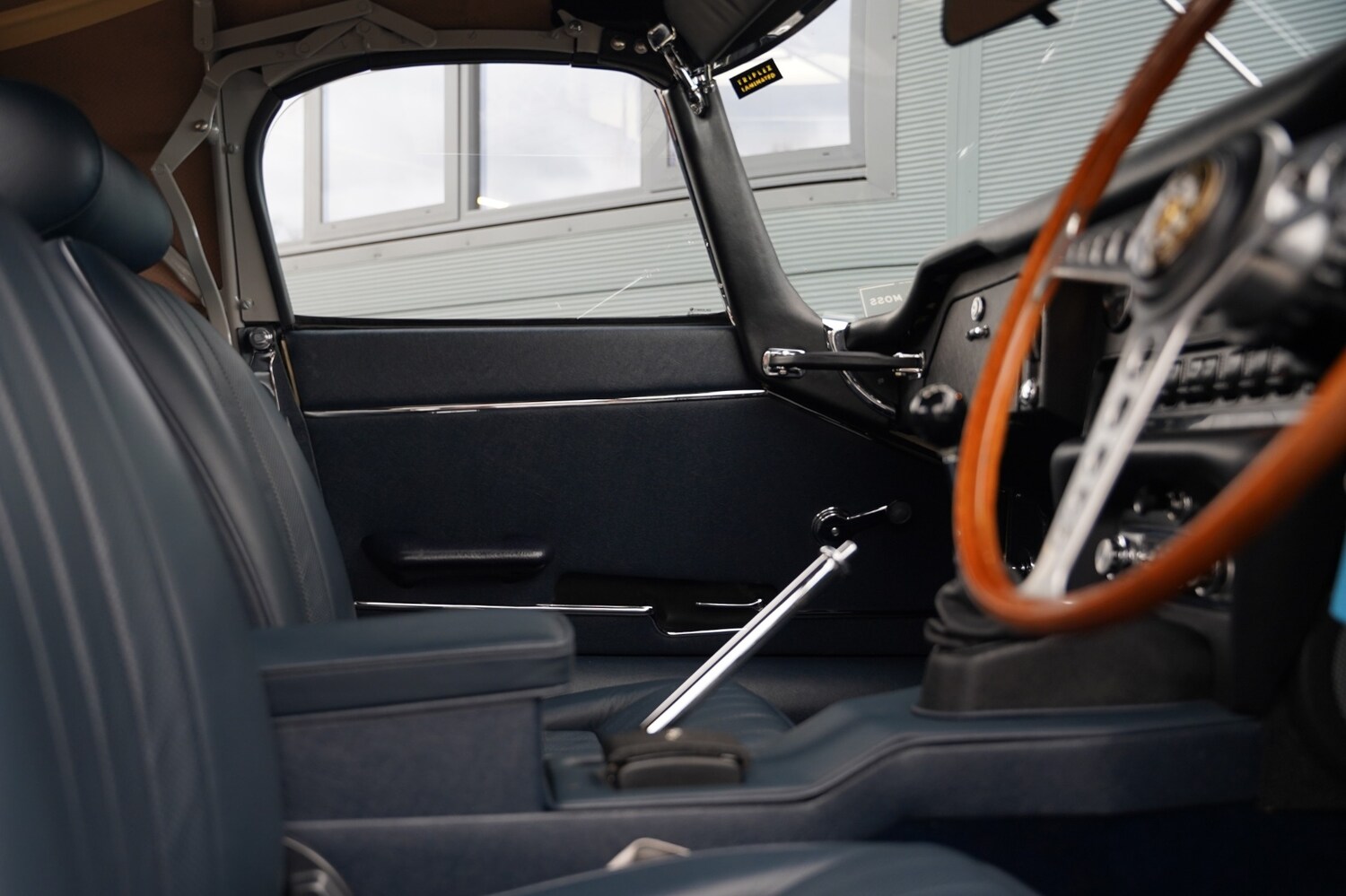 Used Jaguar E-Type 1969 for sale - 76397255: Photo 79