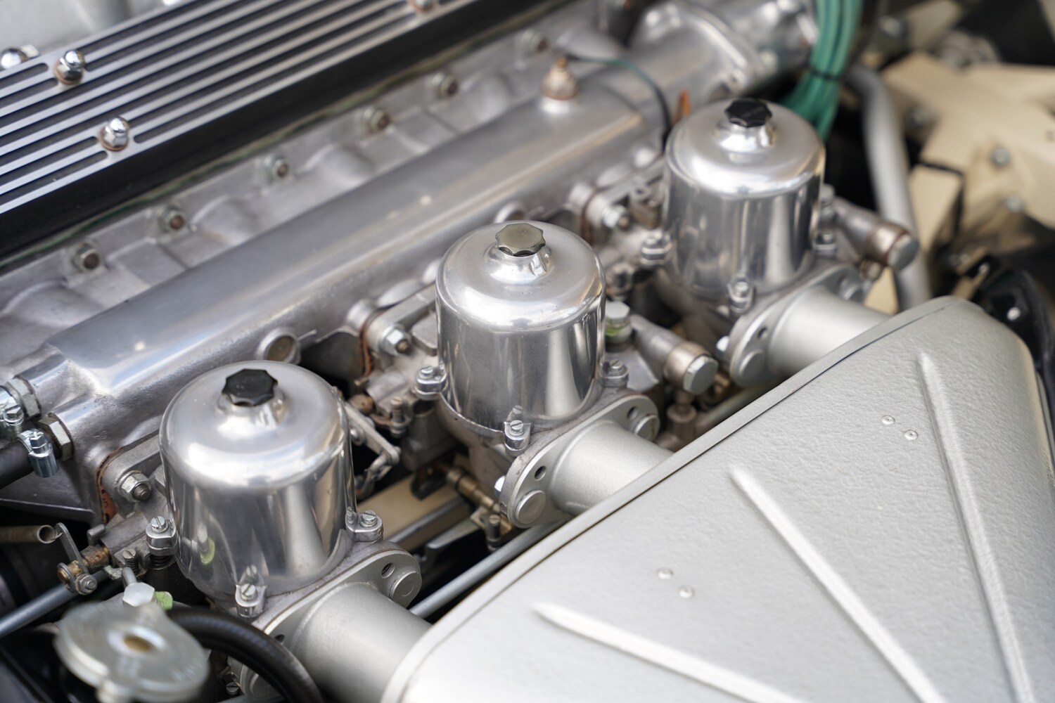 Used Jaguar E-Type 1969 for sale - 76397255: Photo 97