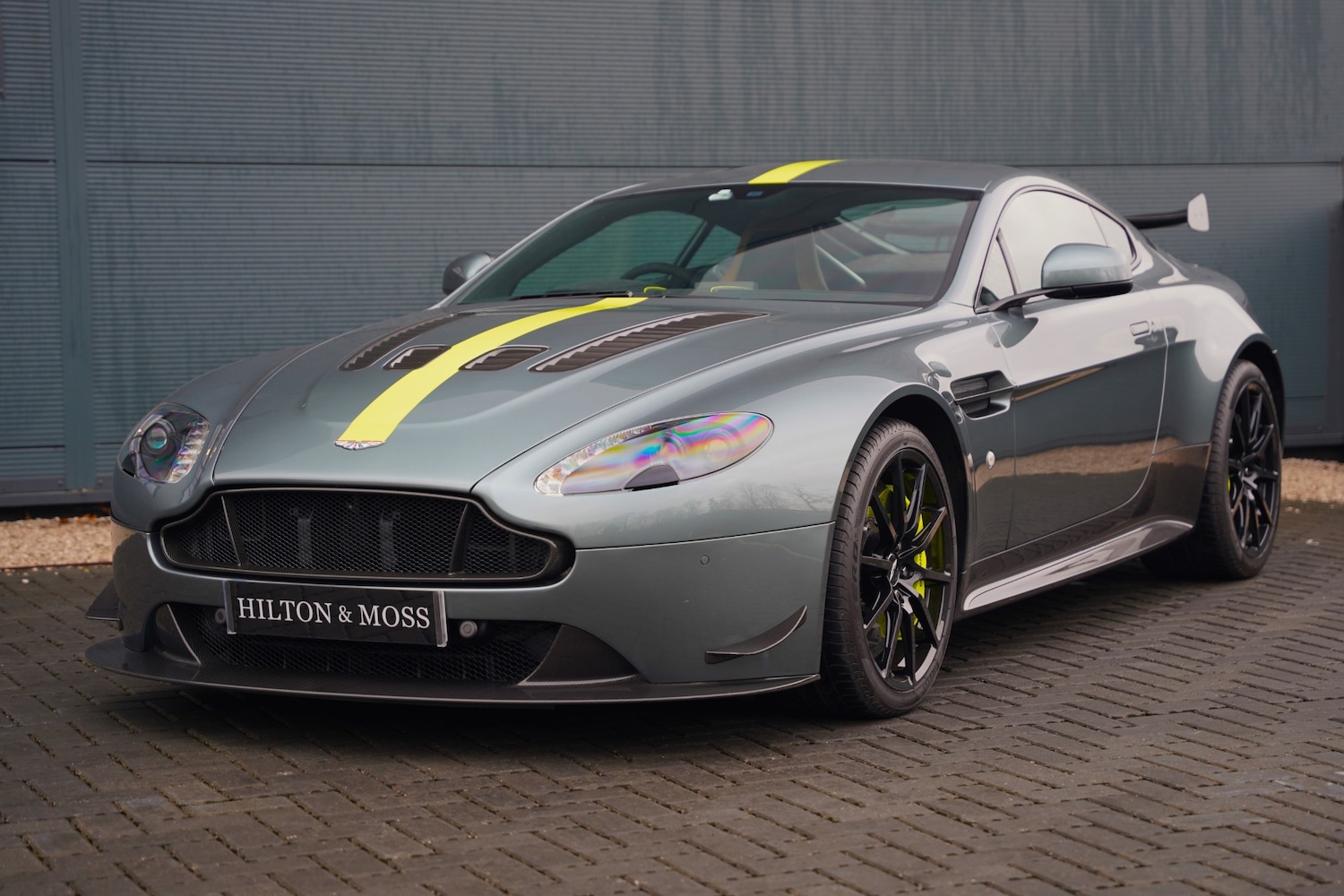 Used Aston Martin Vantage 2017 for sale - 77409829: Photo 11