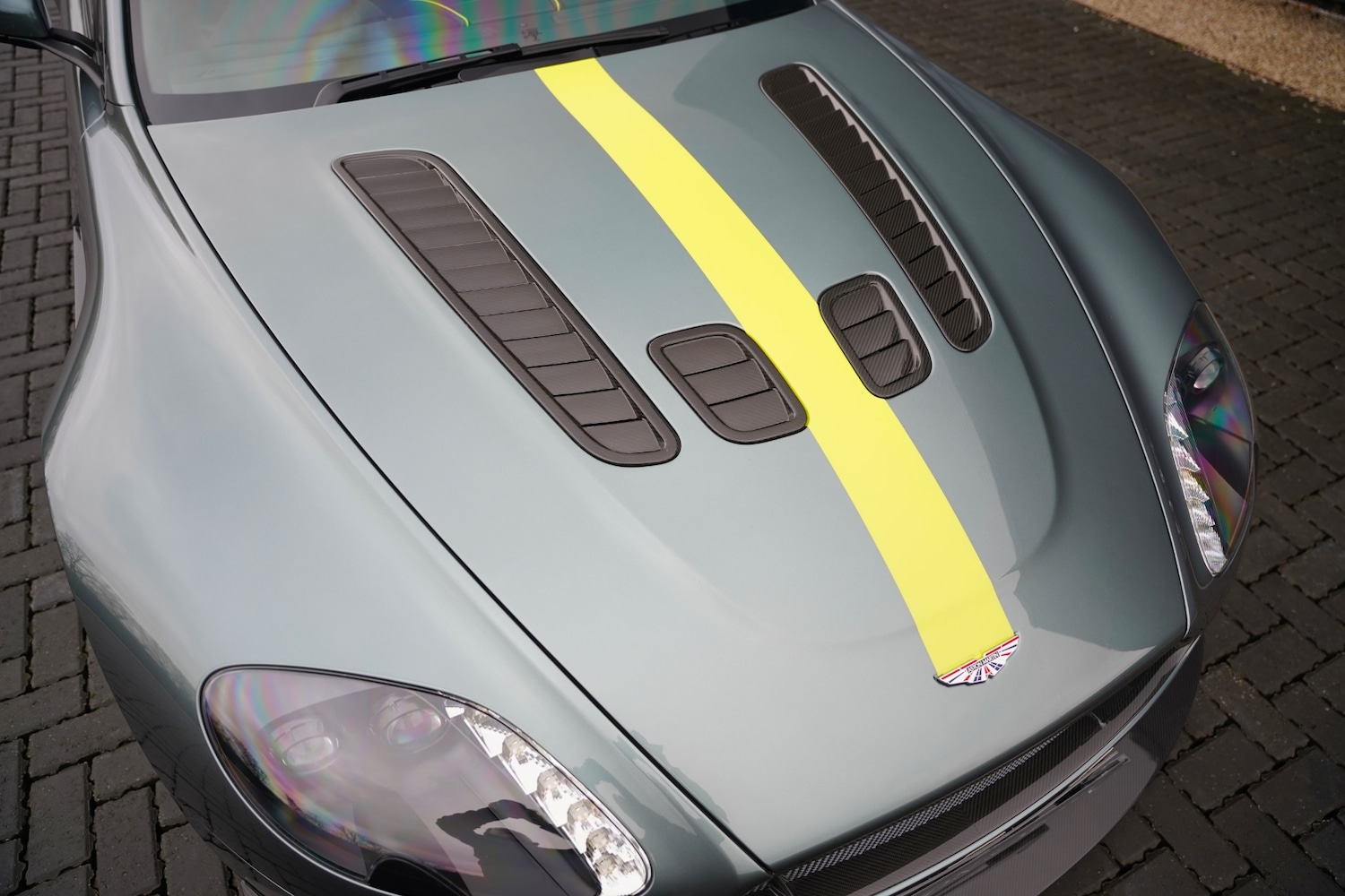 Used Aston Martin Vantage 2017 for sale - 77409829: Photo 33