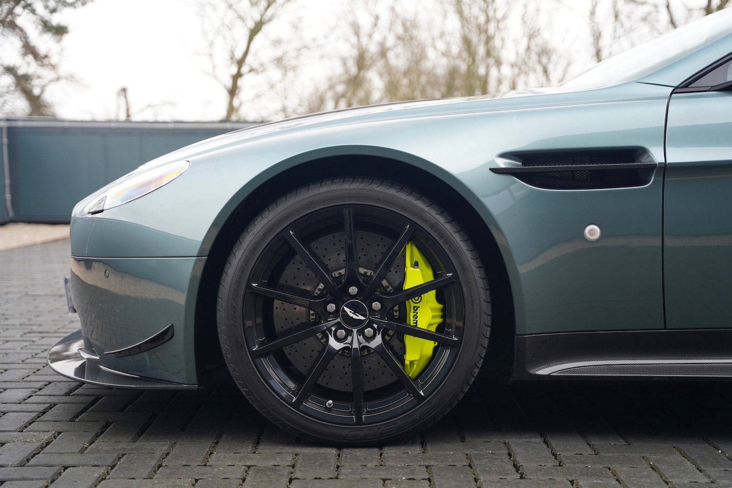 Used Aston Martin Vantage 2017 for sale - 77409829: Photo 40