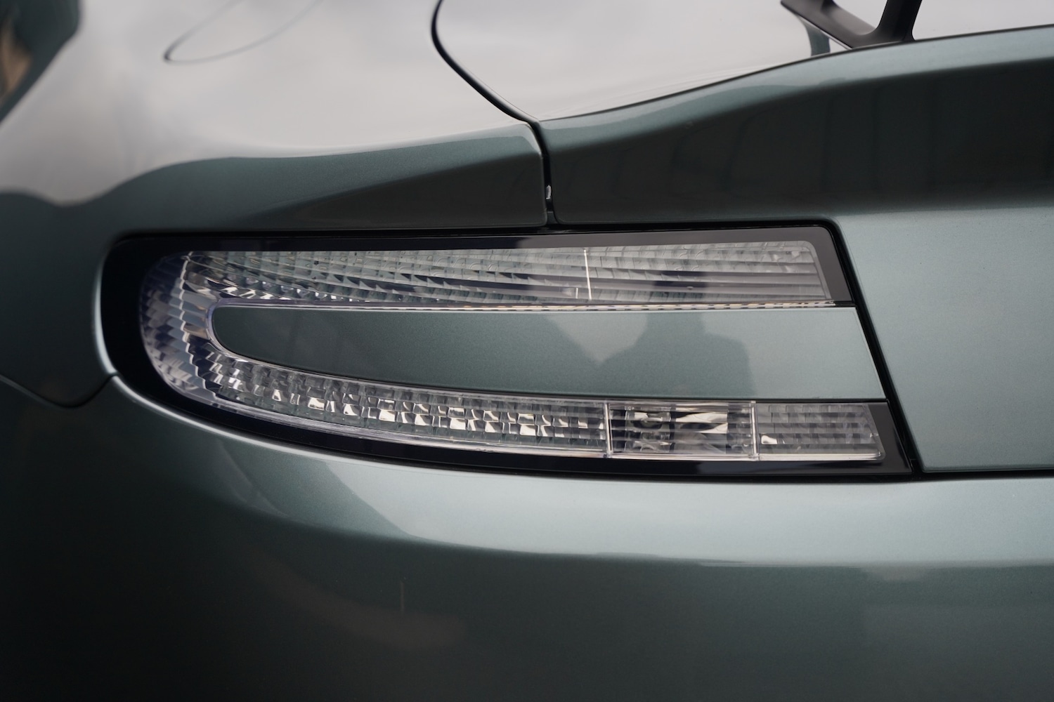 Used Aston Martin Vantage 2017 for sale - 77409829: Photo 56