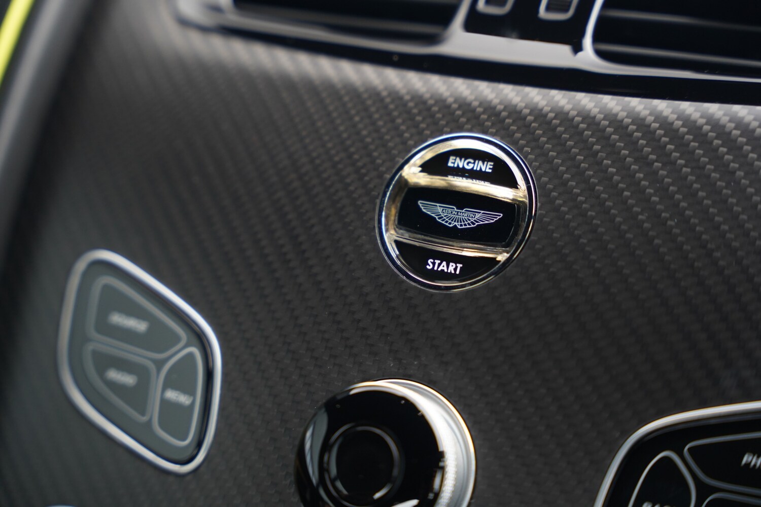 Used Aston Martin Vantage 2017 for sale - 77409829: Photo 77