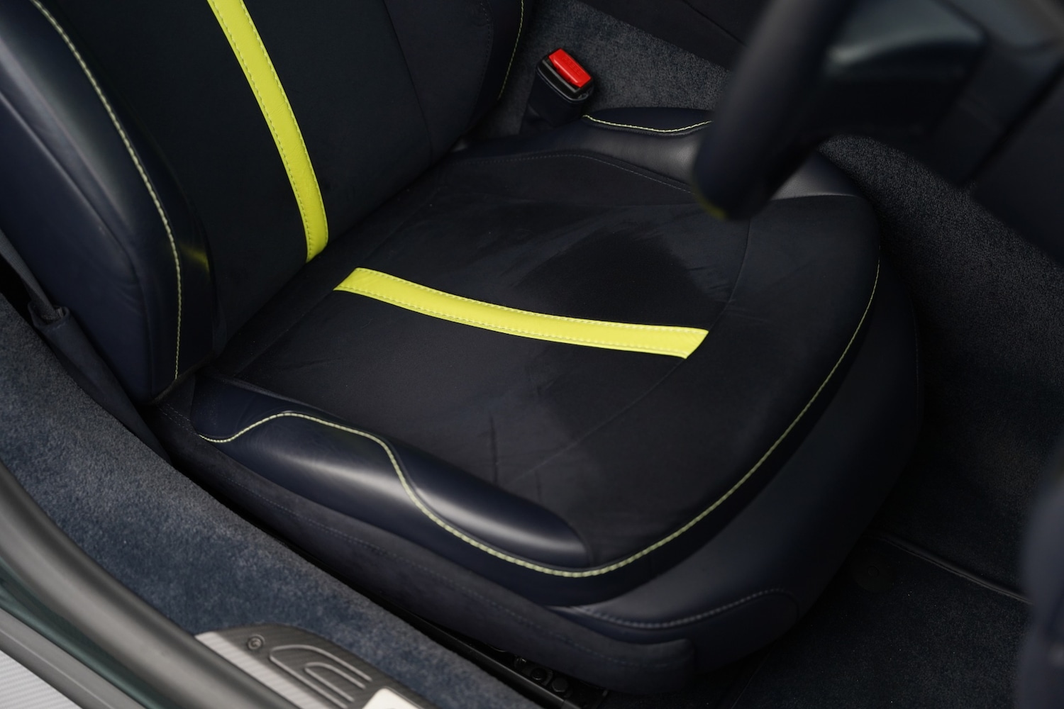 Used Aston Martin Vantage 2020 for sale - 76418619: Photo 19