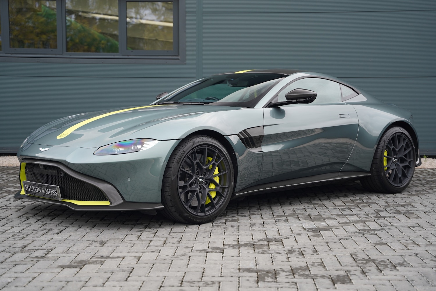 Used Aston Martin Vantage 2020 for sale - 76418619: Photo 4