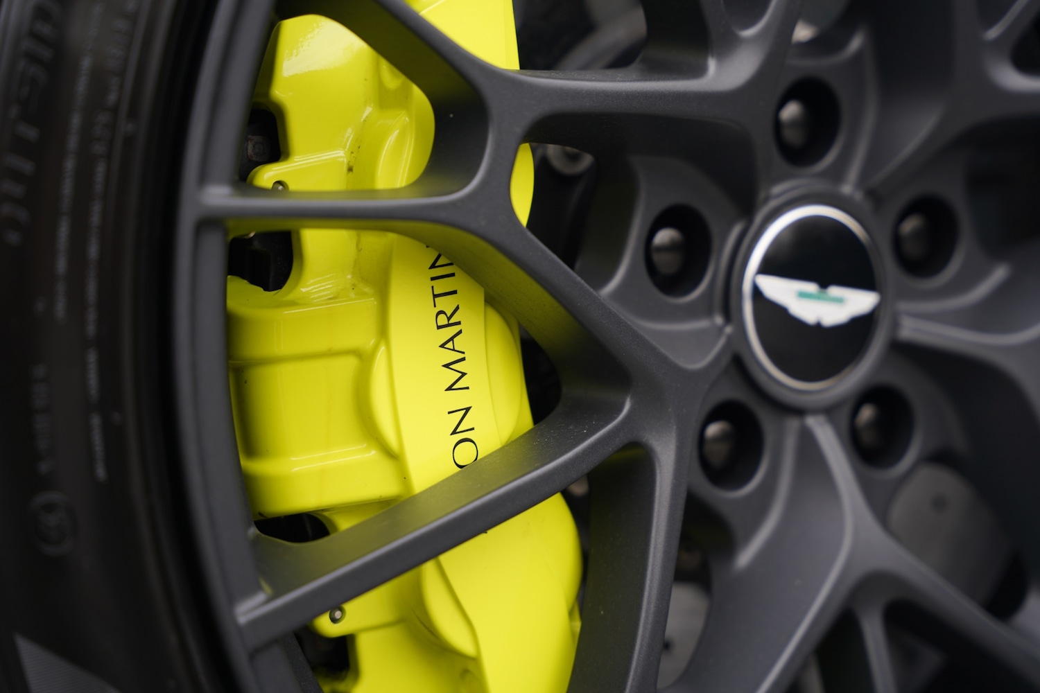 Used Aston Martin Vantage 2020 for sale - 76418619: Photo 47