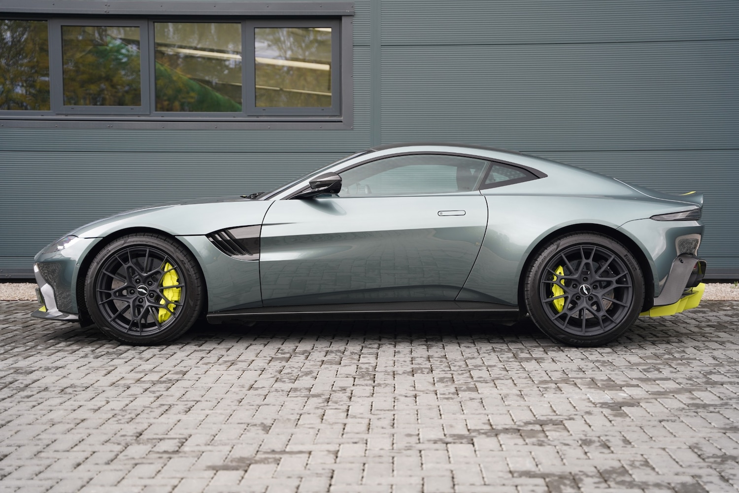 Used Aston Martin Vantage 2020 for sale - 76418619: Photo 6