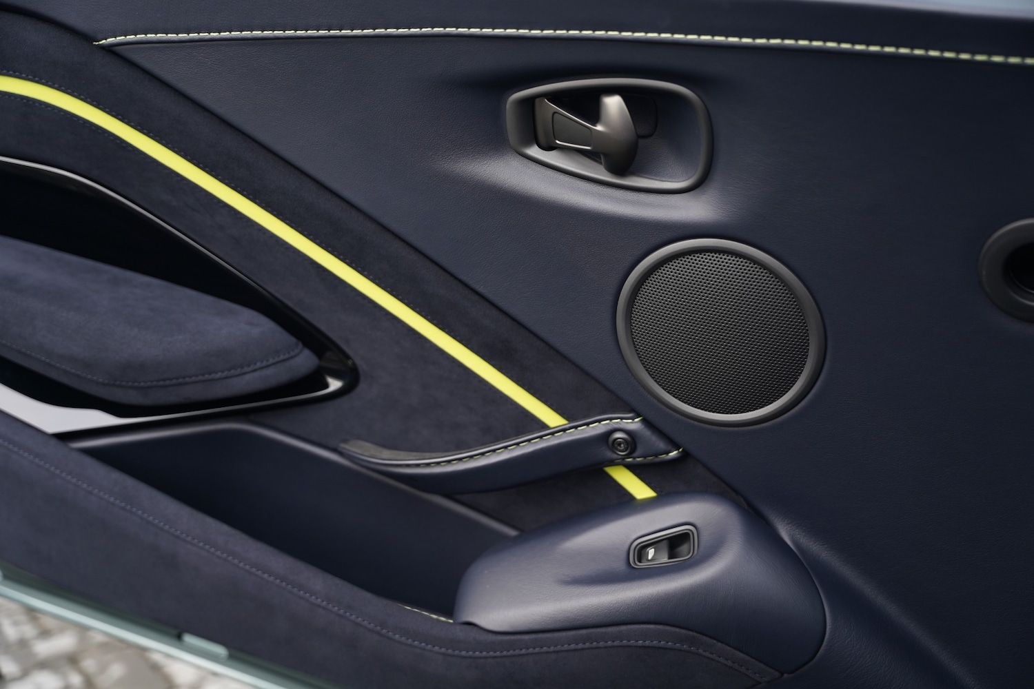 Used Aston Martin Vantage 2020 for sale - 76418619: Photo 79