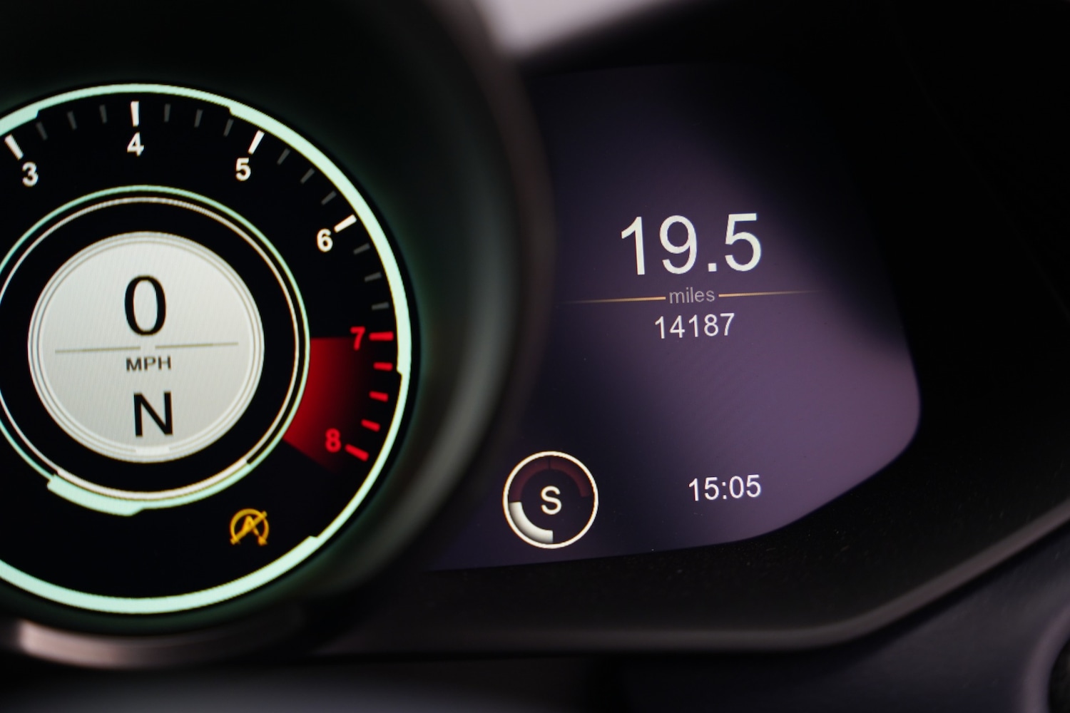 Used Aston Martin Vantage 2020 for sale - 76418619: Photo 82