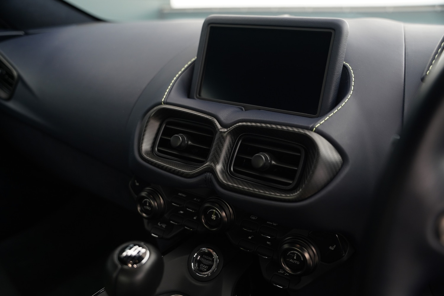 Used Aston Martin Vantage 2020 for sale - 76418619: Photo 89