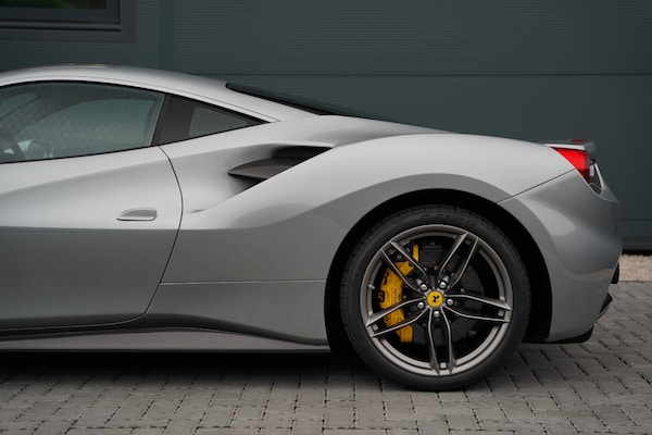 Used Ferrari 488 2022 for sale - 75396630: Photo 10