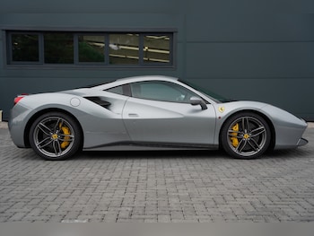 Used Ferrari 488 2022 for sale - 75396630: Photo