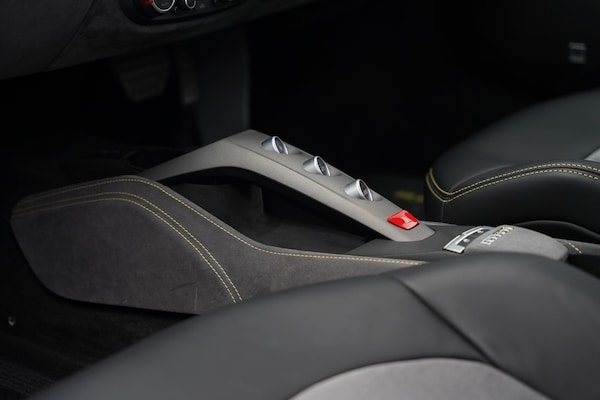 Used Ferrari 488 2022 for sale - 75396630: Photo 89