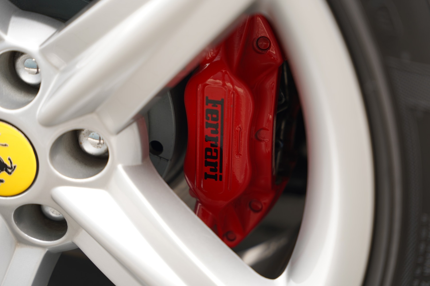 Used Ferrari 575M 2004 for sale - 78099060: Photo 52