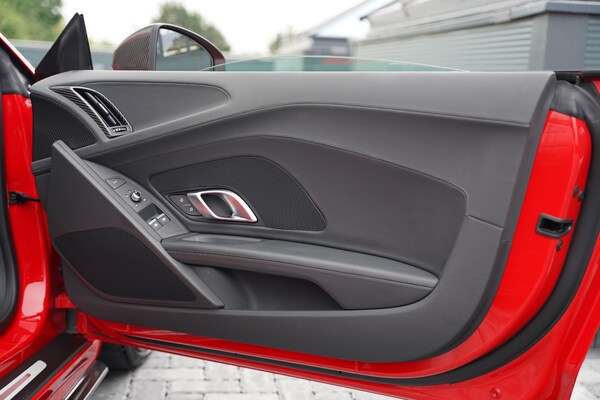 Used Audi R8 2018 for sale - 74357773: Photo 14