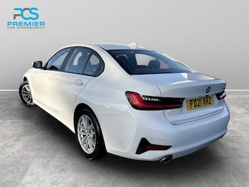 Used BMW 3 Series 2021 for sale - 77629981: Photo