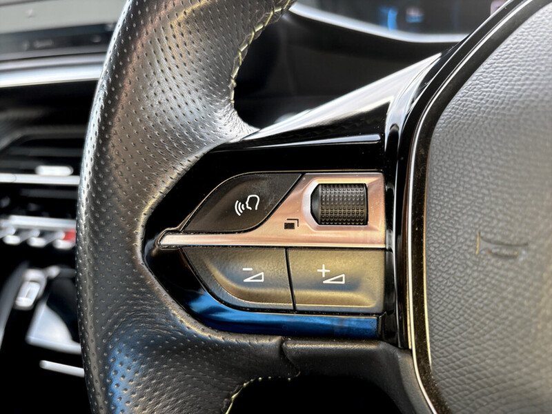 Used Peugeot 2008 2021 for sale - 77735180: Photo 30