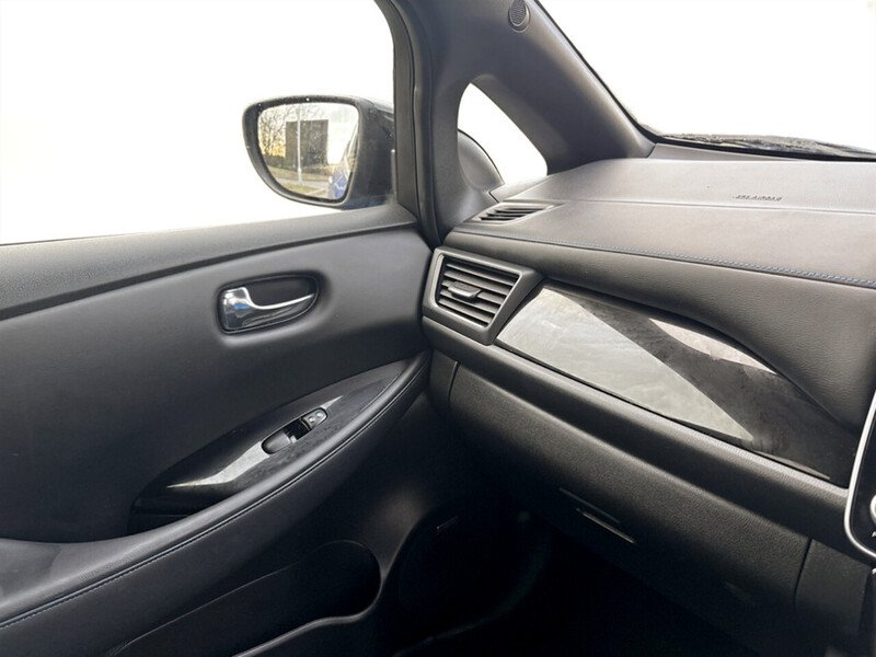 Used Nissan Leaf 2023 for sale - 77263999: Photo 32