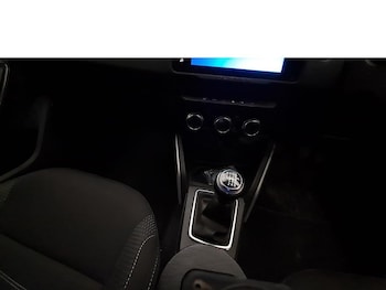 Used Dacia Duster 2022 for sale - 78331335: Photo