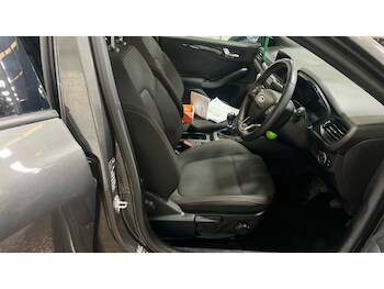 Used Ford Focus 2022 for sale - 78715413: Photo