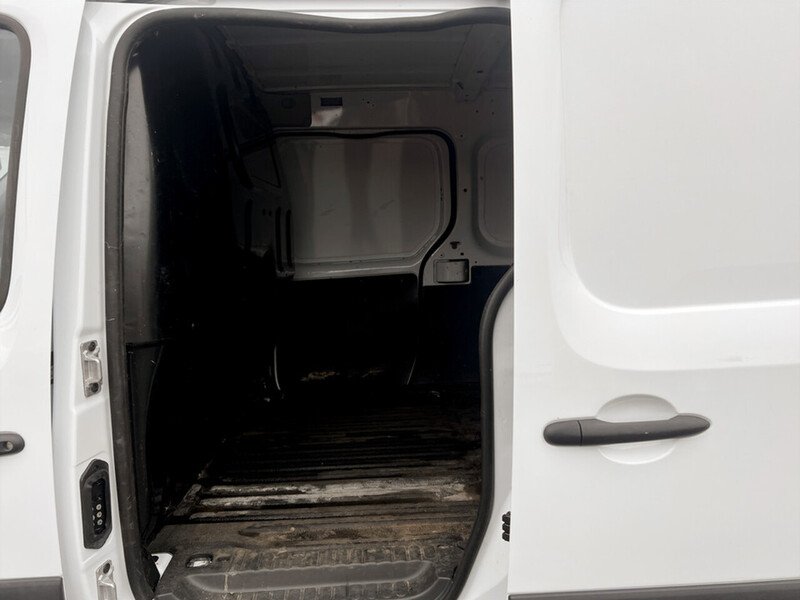 Used Renault Kangoo 2021 for sale - 77024000: Photo 19