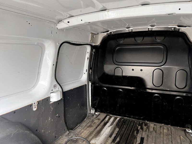 Used Renault Kangoo 2021 for sale - 77024000: Photo 27